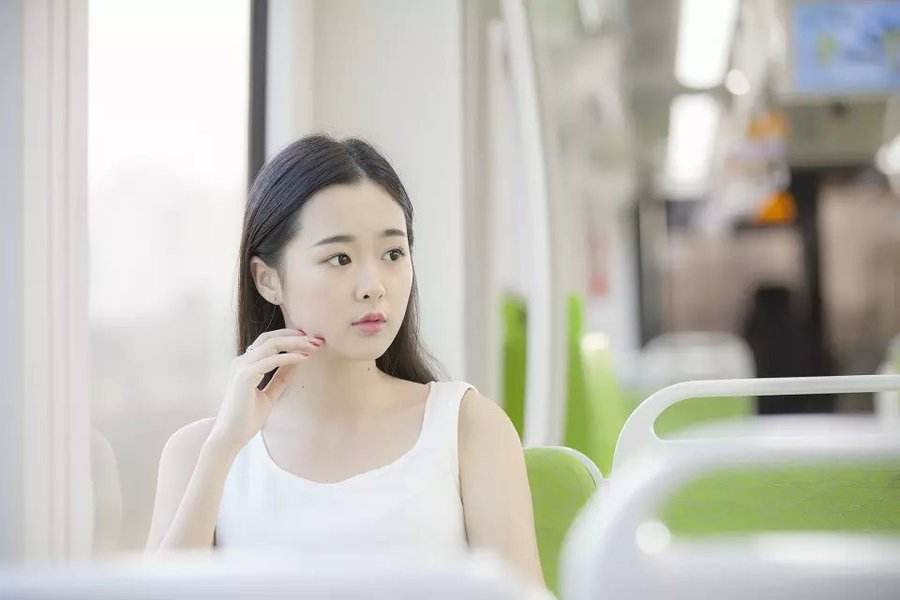 上海企業(yè)宣傳片制作中攝像師應(yīng)具備的素質(zhì)